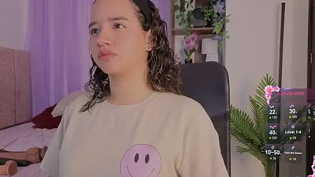 emilyrouxe online show from January 13, 4:00 pm