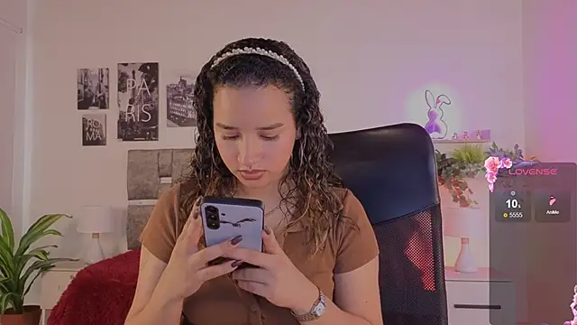 emilyrouxe online show from May 29, 5:52 pm