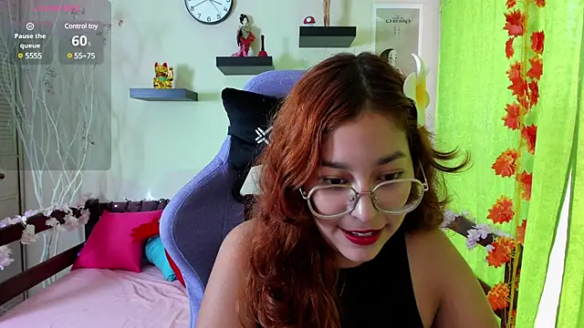  Moon Johnson online show from February 10, 8:42 pm