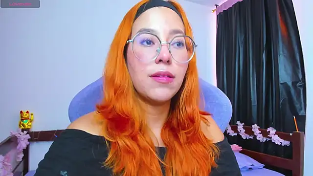  Moon Johnson online show from March 15, 9:44 pm