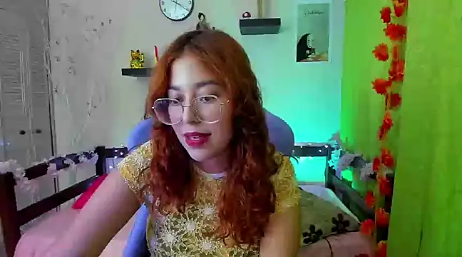  Moon Johnson online show from February 11, 11:22 pm