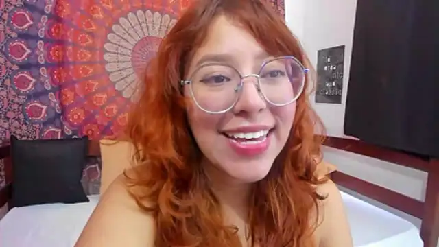  Moon Johnson online show from December 21, 9:15 pm