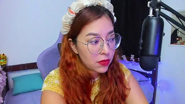  Moon Johnson online show from November 15, 1:42 am