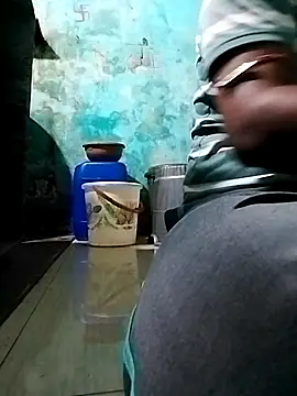 sudhastriper online show from October 23, 1:43 pm