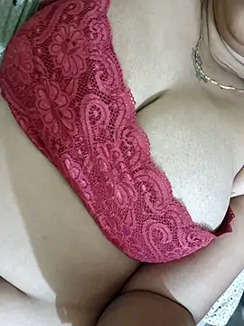 Neha8923 online show from October 9, 6:25 am