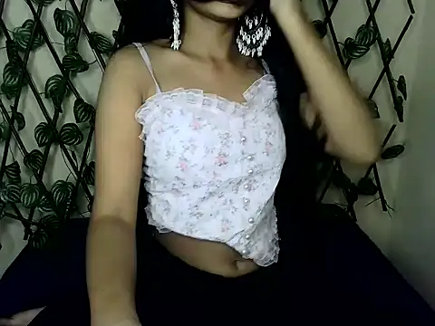 SUZY FROMUS online show from March 21, 11:23 pm