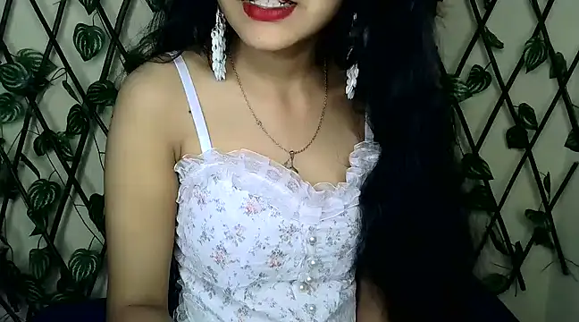 SUZY FROMUS online show from March 11, 5:57 pm