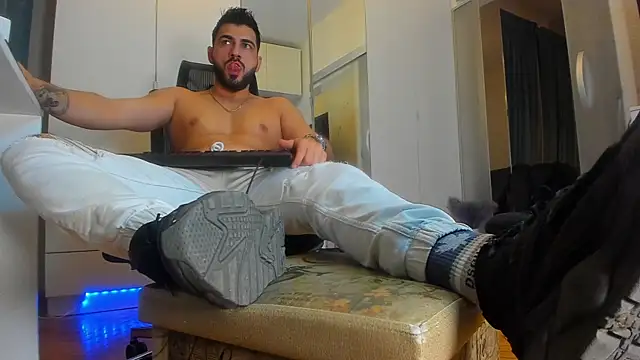 welcometo hell online show from October 11, 5:36 pm