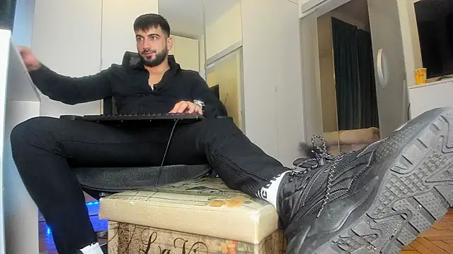 welcometo hell online show from October 5, 11:01 am