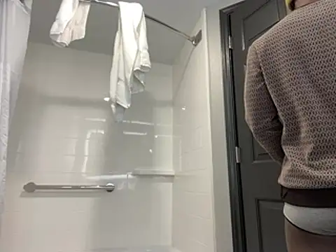 Backshort11 online show from February 27, 1:55 pm