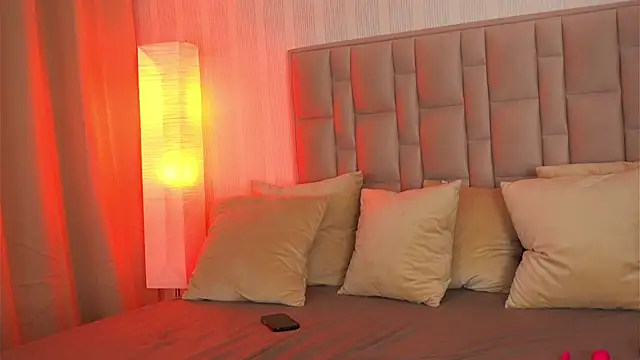 Snapshot of GabyRios chatting on February 11, 8:31 pm GabyRios online show from February 11, 8:31 pm