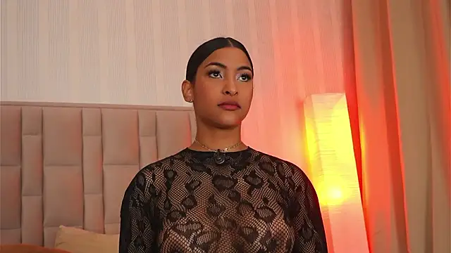 GabyRios online show from March 7, 10:15 pm