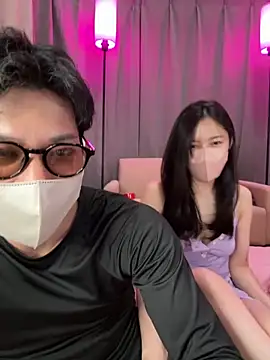 Snapshot of cupido_meimei chatting on March 22, 12:17 am cupido meimei online show from March 22, 12:17 am