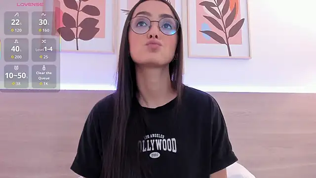 nataliiiiia online show from October 6, 12:28 pm