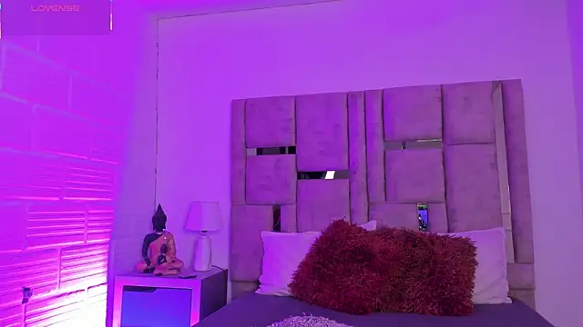 EmmaBecket2 online show from November 29, 4:34 am