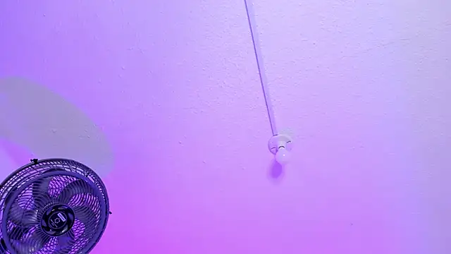 EmmaBecket2 online show from November 9, 3:21 am