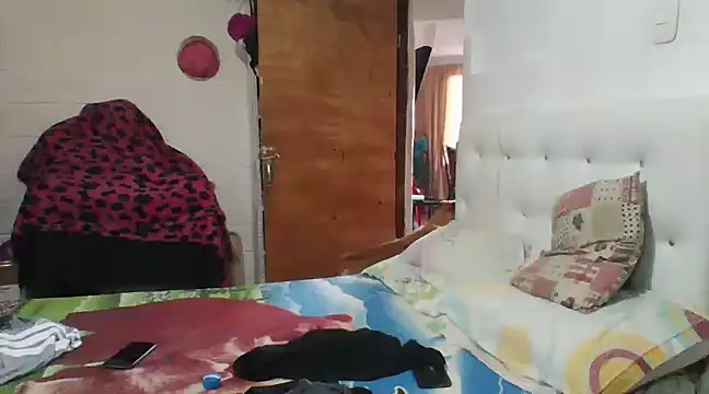 fabyxx07 online show from December 2, 9:45 pm