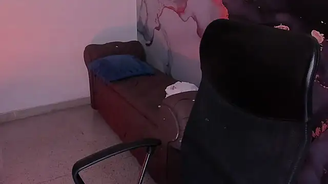 Danielacossio online show from November 26, 4:12 am