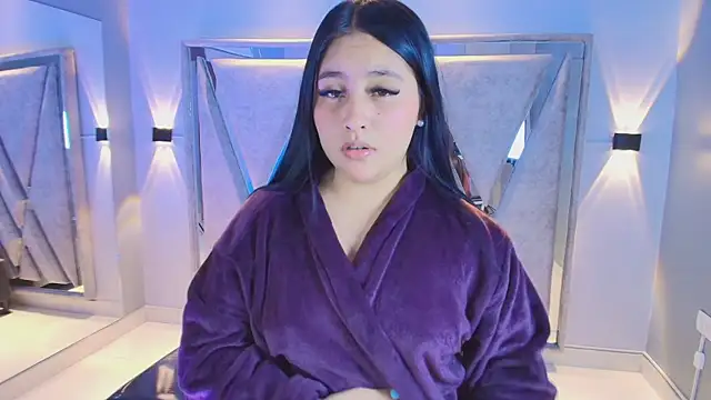 Annie9  online show from February 18, 4:21 am