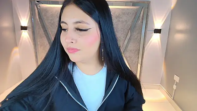 Annie9  online show from January 11, 2:18 am