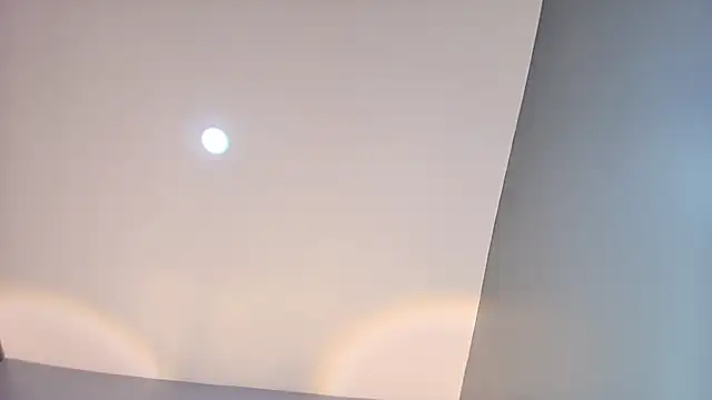 Annie9  online show from October 12, 3:30 am