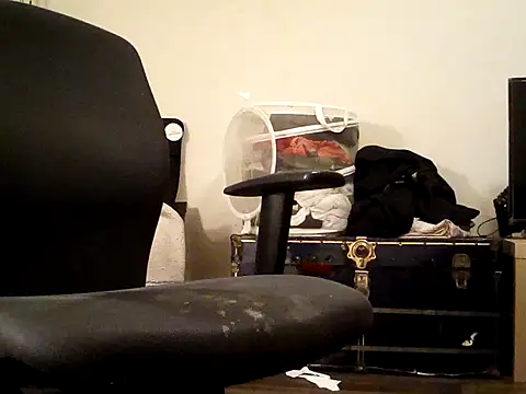 themasteer69 online show from February 18, 1:32 am