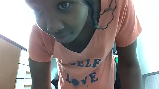 Snapshot of Daniela518 chatting on May 28, 9:49 am Daniela518 online show from May 28, 9:49 am