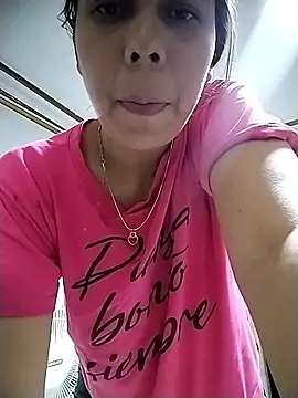 Lucianaferro  online show from January 18, 6:55 pm