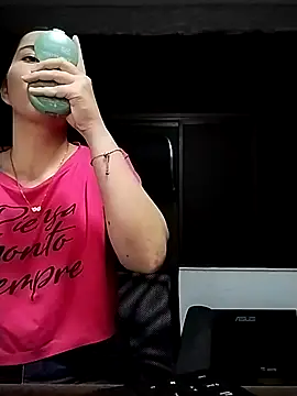 Lucianaferro  online show from October 3, 10:06 am