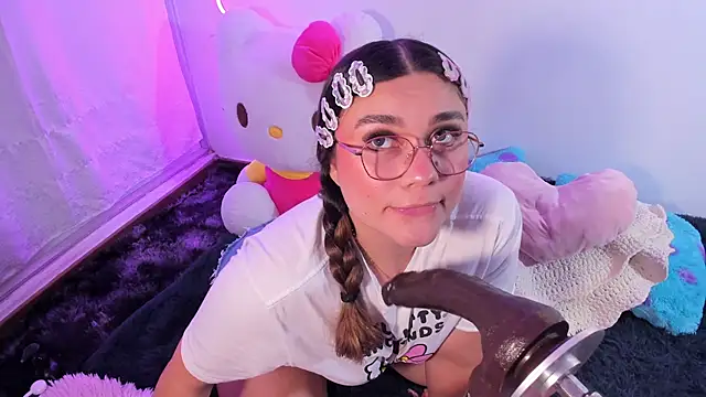 Isa belaa online show from April 15, 7:58 pm