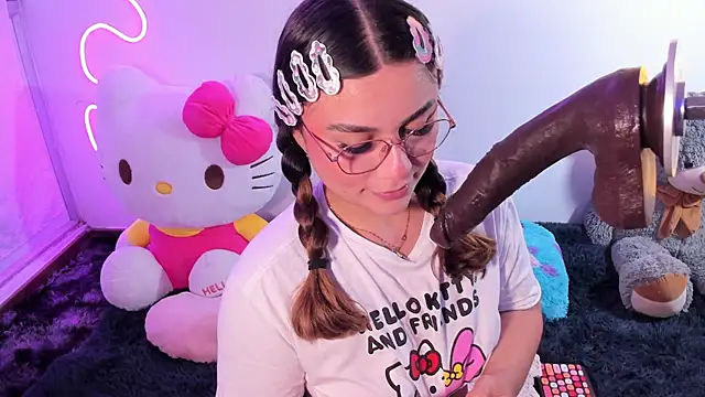 Isa belaa online show from April 15, 7:18 pm