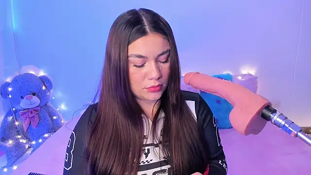 Snapshot of Isa_belaa chatting on February 13, 12:32 pm Isa belaa online show from February 13, 12:32 pm