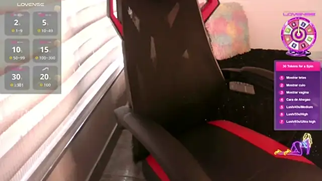 Snapshot of EmberEyes_999 chatting on December 3, 7:46 pm EmberEyes 999 online show from December 3, 7:46 pm