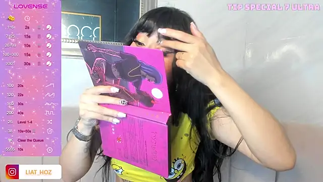 Snapshot of Sexy_adara_1b chatting on January 15, 3:11 am Sexy adara 1b online show from January 15, 3:11 am