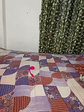 Snapshot of Hottyalia chatting on September 28, 11:55 pm Hottyalia online show from September 28, 11:55 pm