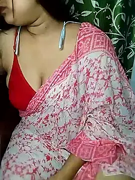 Snapshot of Hottyalia chatting on February 26, 9:20 pm Hottyalia online show from February 26, 9:20 pm