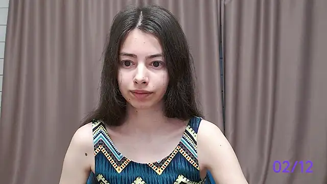 Snapshot of sweet_sweet_angel chatting on December 2, 10:35 am sweet sweet angel online show from December 2, 10:35 am