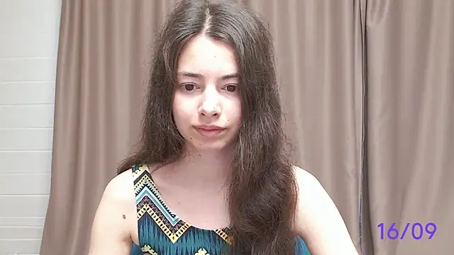 Snapshot of sweet_sweet_angel chatting on September 16, 8:48 am sweet sweet angel online show from September 16, 8:48 am