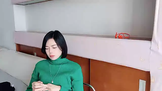 Snapshot of Linda-LL chatting on March 19, 6:03 am Linda-LL online show from March 19, 6:03 am