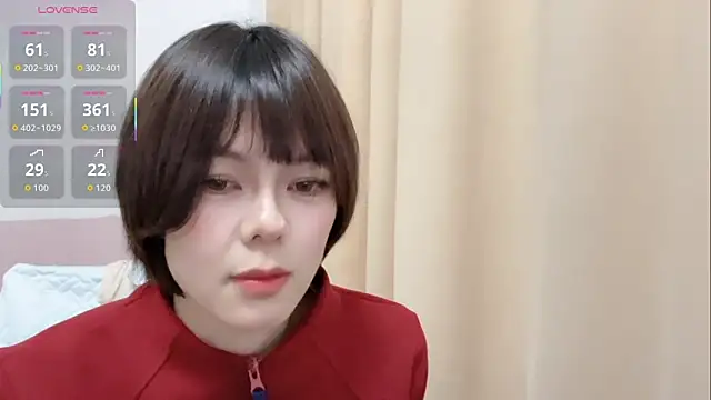 Linda-LL online show from December 17, 1:27 pm