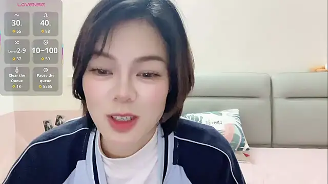 Linda-LL online show from April 8, 12:50 pm