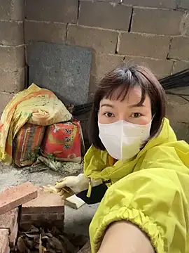 Linda-LL online show from October 22, 5:29 am