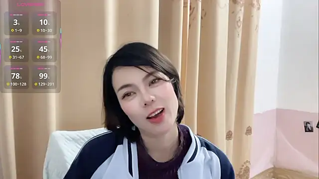 Linda-LL online show from April 7, 11:45 am