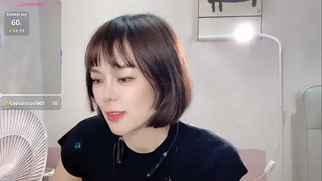 Snapshot of Linda-LL chatting on October 19, 12:52 pm Linda-LL online show from October 19, 12:52 pm