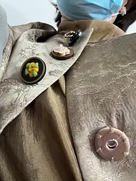 Linda-LL online show from April 1, 1:52 pm