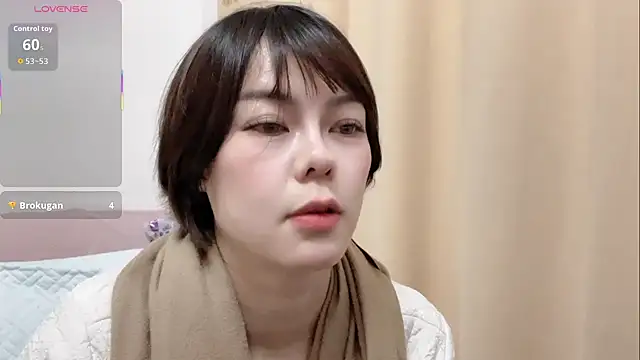 Linda-LL online show from December 16, 11:14 am