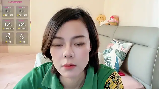 Linda-LL online show from April 29, 3:21 am