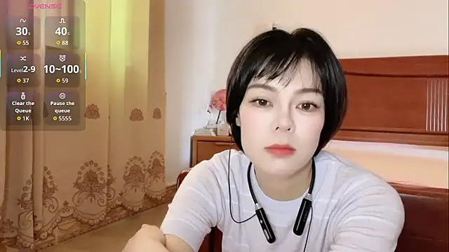 Linda-LL online show from July 22, 2:24 am