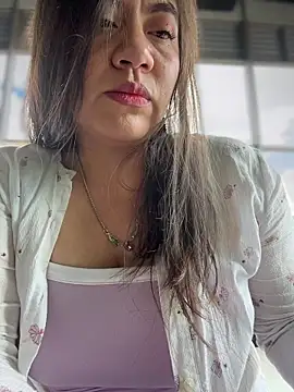 Iam  Cristal online show from November 2, 7:41 pm