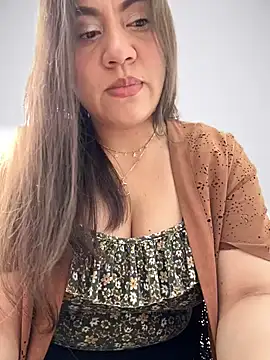 Iam  Cristal online show from December 17, 9:42 pm